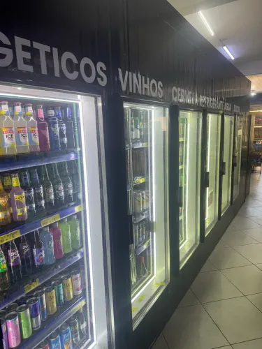 Camara frigorifica com porta de vidro 