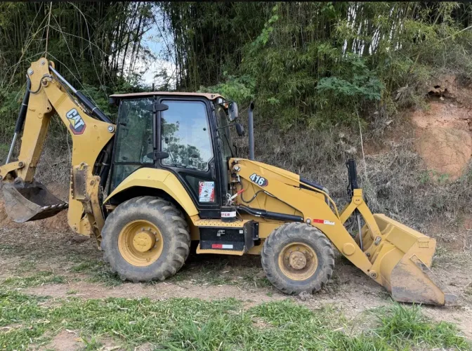 Retroescavadeira 416 Cabine 2022