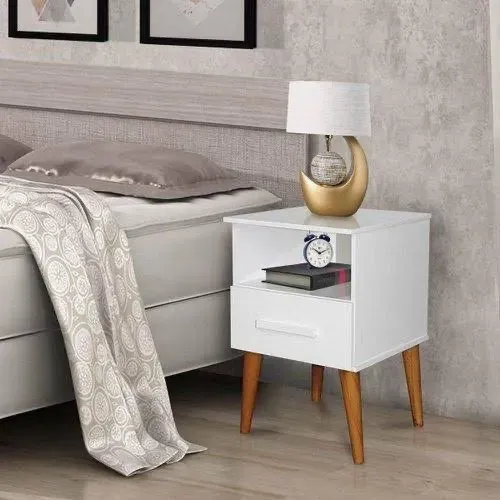 Mesa de Cabeceira Simples
