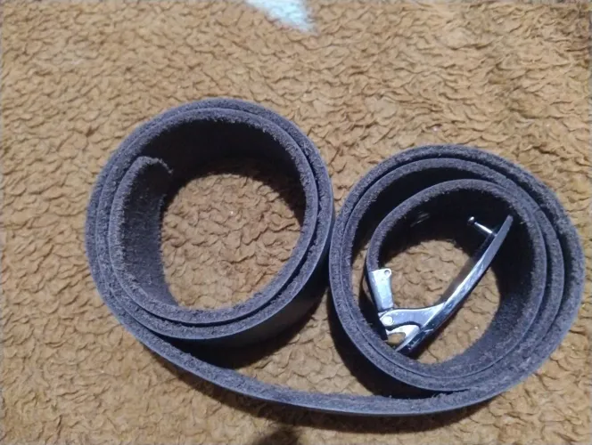 Cinto de couro marrom