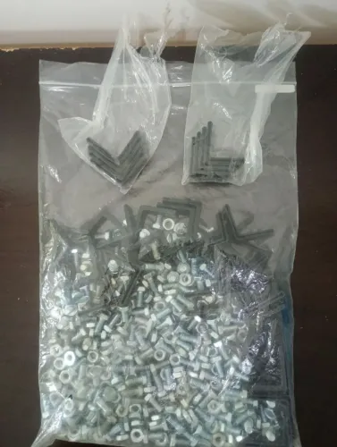 Kit Parafusos, Porcas e Sapatas- (100 de cada) Para estante Aço