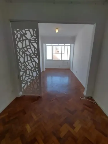 Imóvel para aluguel possui 32 metros quadrados com 1 quarto em Copacabana - Rio de Janeiro