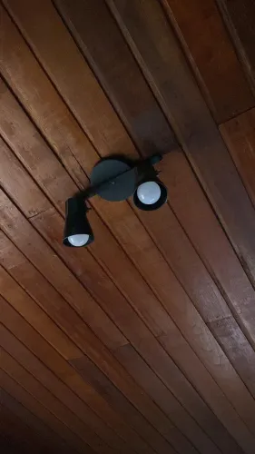 Spot de iluminação duplo