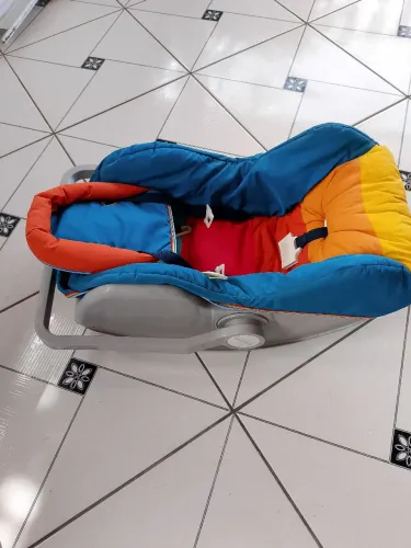 Cadeirinha de Bebê Conforto