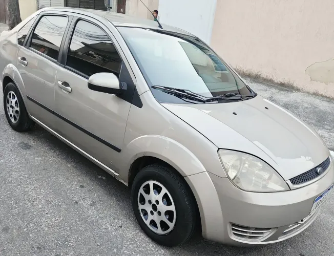 Fiesta Sedan 1.6 2007