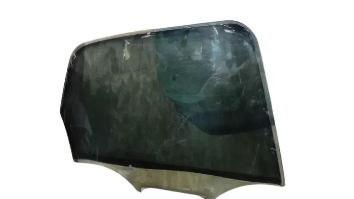 Vidro Traseiro esquerdo Gm Corsa Sedan 2007 2008