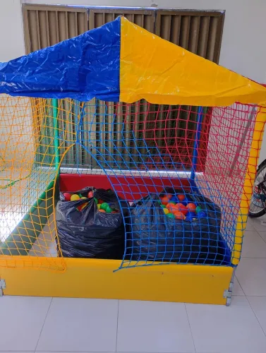 Casa de bolinha a venda