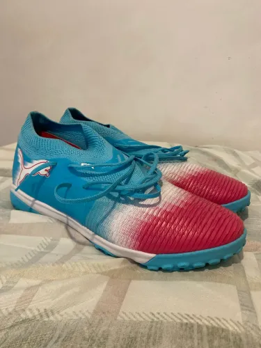 Chuteira de society Puma Future 8 match 