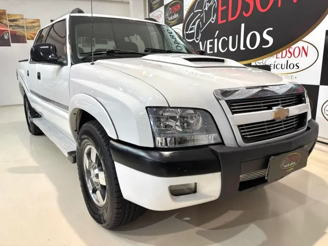 Chevrolet S10 Pick-up Exec. 2.8 4X2 CD TB Int.dies 2010