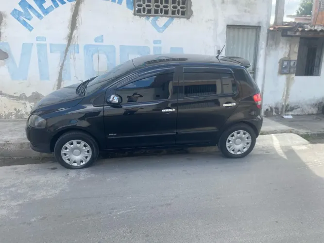 Volkswagen Fox City 1.0mi/ 1.0mi Total Flex 8V 3P 2010