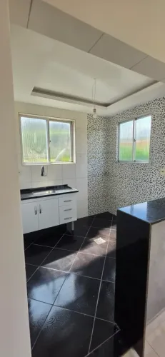 Imóvel para aluguel possui 74 metros quadrados com 3 quartos em Corrêas - Petrópolis - RJ