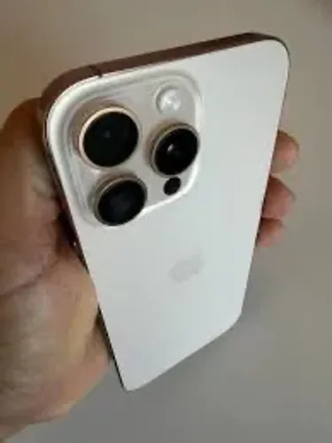 iPhone 14 Pro Max 256 GB semi novo branco