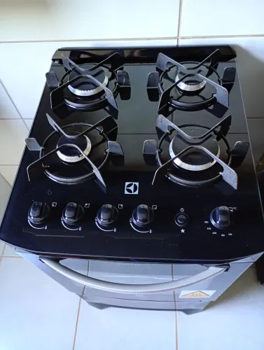Fogão Electrolux 4 bocas mesa de vidro
