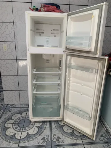 Geladeira frost free