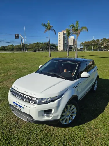 Land Rover Range Rover Evoque Prestigetech 2.2 5P Dies. 2015