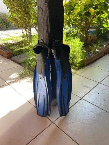 Nadadeira Mares Tamanho M 39 a 43