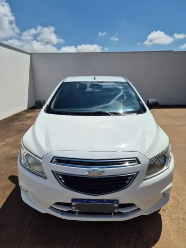 Chevrolet Onix Hatch LT 1.0 8V Flex Power Mec. 4P 2015