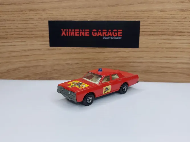 Matchbox Lesney Cougar Fire Chief Car Superfast