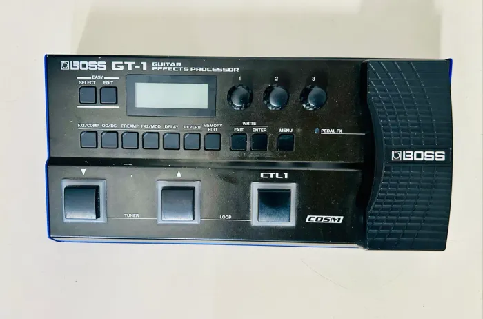 BOSS Gt-1