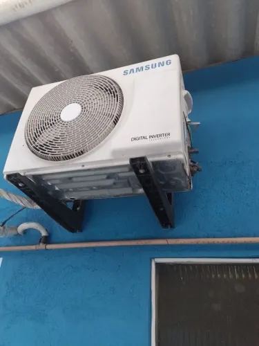 Vende-se ar-condicionado Samsung 12.000btus inverter *10
