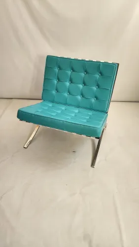 Par de Poltronas Barcelona - Reformadas - Azul Turquesa - Excelente Estado