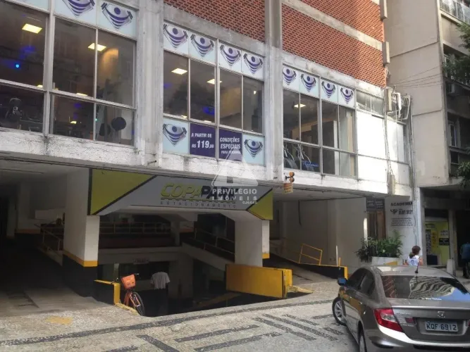 VAGA DE GARAGEM EM COPACABANA