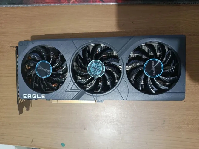 Rtx 4060 ti 8gb triple fan OC GIGABYTE