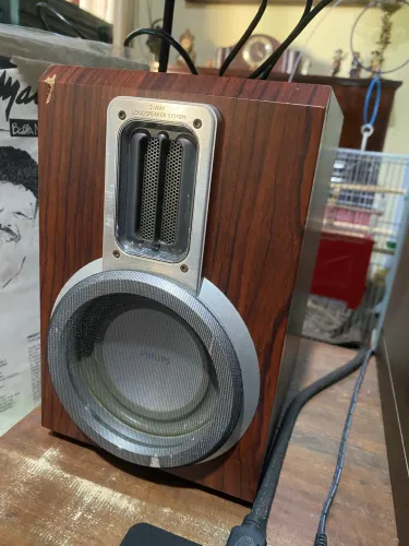 Caixas de som vintage Phillips
