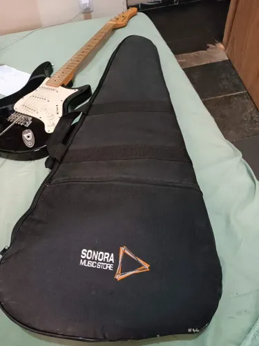 Guitarra e amplificador