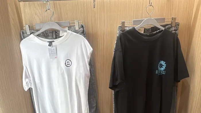 Duas camisas HeM GG