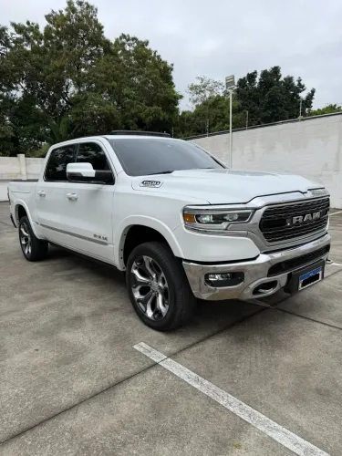 Ram 1500 Limited 5.7 CD 4X4 Aut. 2024