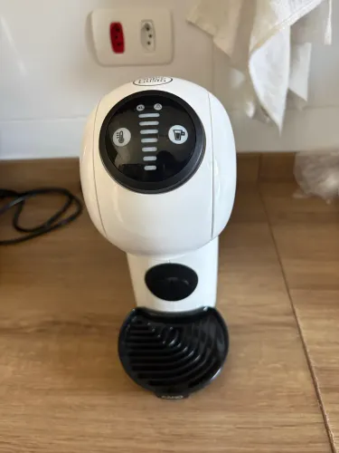 Cafeteira Nestlé Dolce Gusto