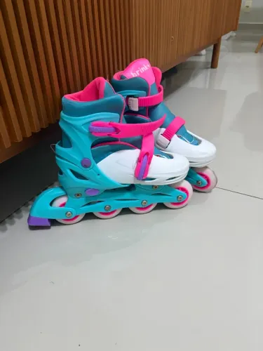 Vende-se patins