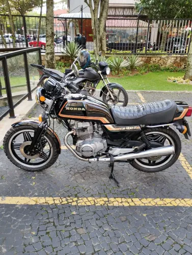 Cb 400 ll japonesa impecável