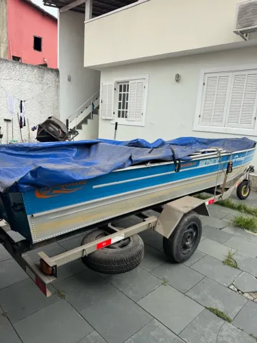 Barco para pesca