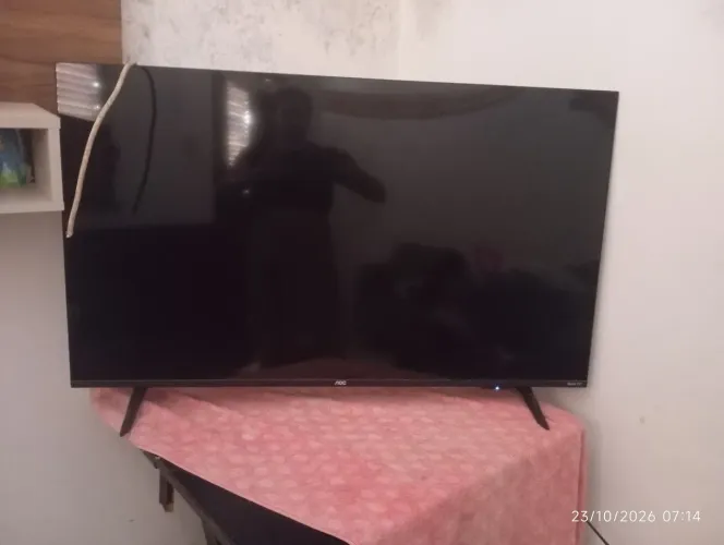 tv aoc 43 polegas apenas 3 meses de uso