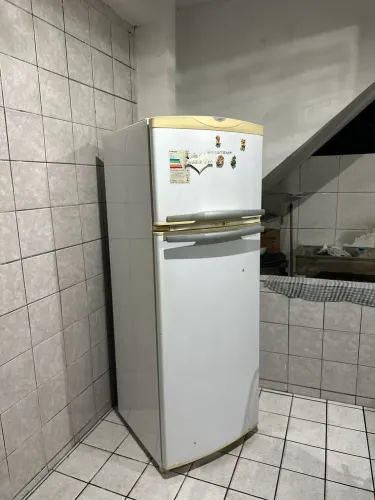 GELADEIRA ELETROLUX NO PRECINHO