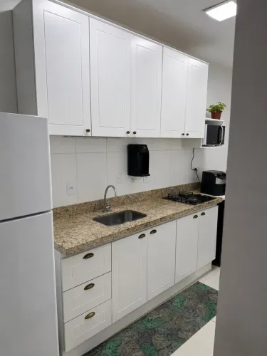Armario de cozinha emilly heen