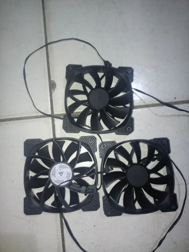 Fans 120mm montech pretas 