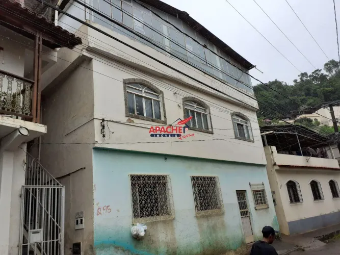 Apto de 05 quartos, no centro de VIÇOSA(MG)