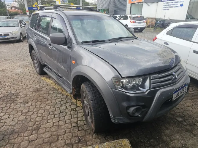 Mitsubishi Pajero Outdoor 3.2 4X4 T.i. Dies.5p Aut. 2018