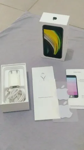 iPhone se 2020