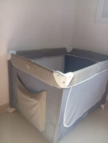 Berço e Cercadinho Portátil + Colchão 