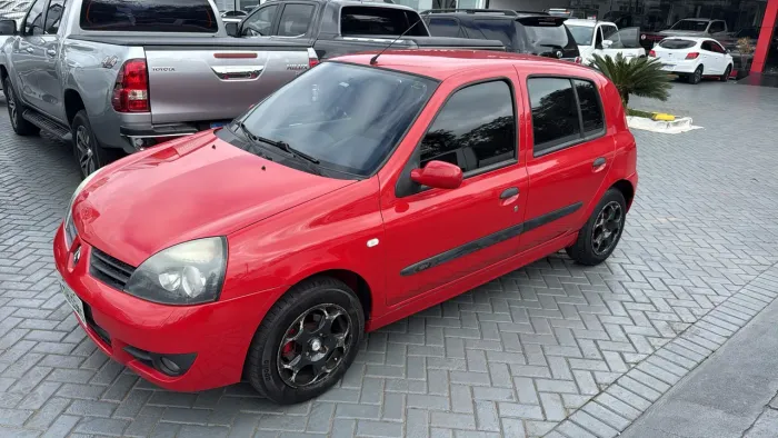 Renault Clio Hi-flex 1.0 16V 5P 2011