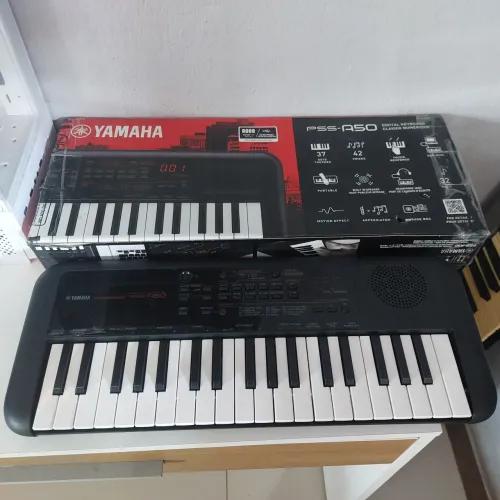 Teclado Controlador Yamaha Pss A50 10x sem juros no cartão