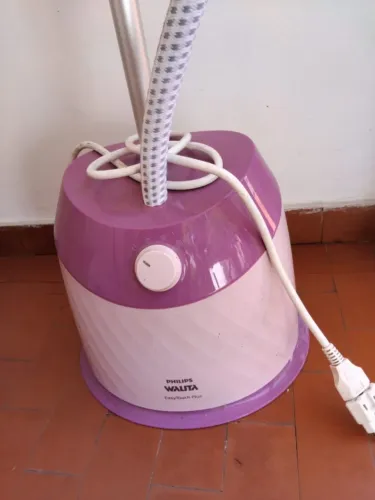 Passadeira a Vapor Vertical para Roupas - Vaporizador / Steamer --NUNCA USADA