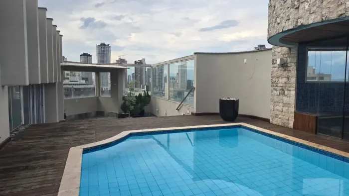 Duplex para venda com 572 metros quadrados com 5 quartos em Setor Bueno - Goiânia - GO