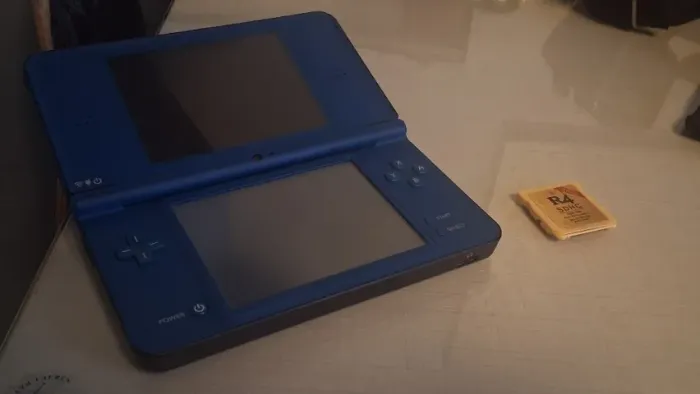 NINTENDO DS XL