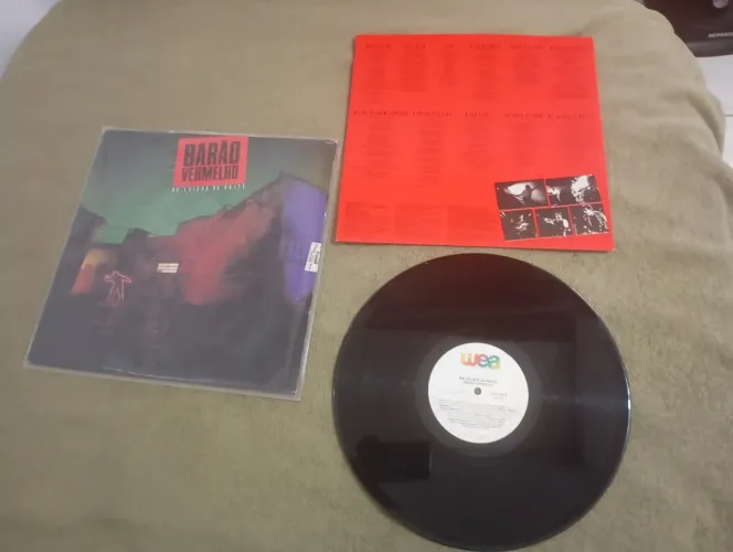 Lp Disco Vinil BARAO VERMELHO com Encarte ÓTIMO ESTADO sem Riscos NOVÍSSIMO 