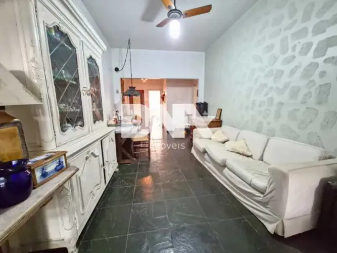 Apartamento : / Residencial / Lagoa